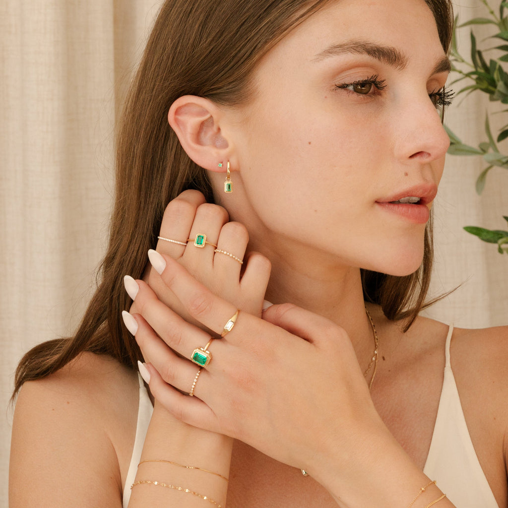 Ribbed Emerald Hoop Earrings