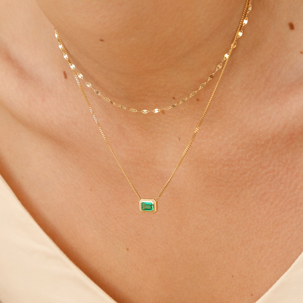 Ribbed Emerald Necklace