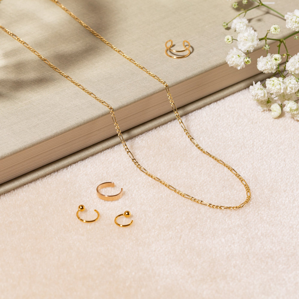 Thin Figaro Necklace