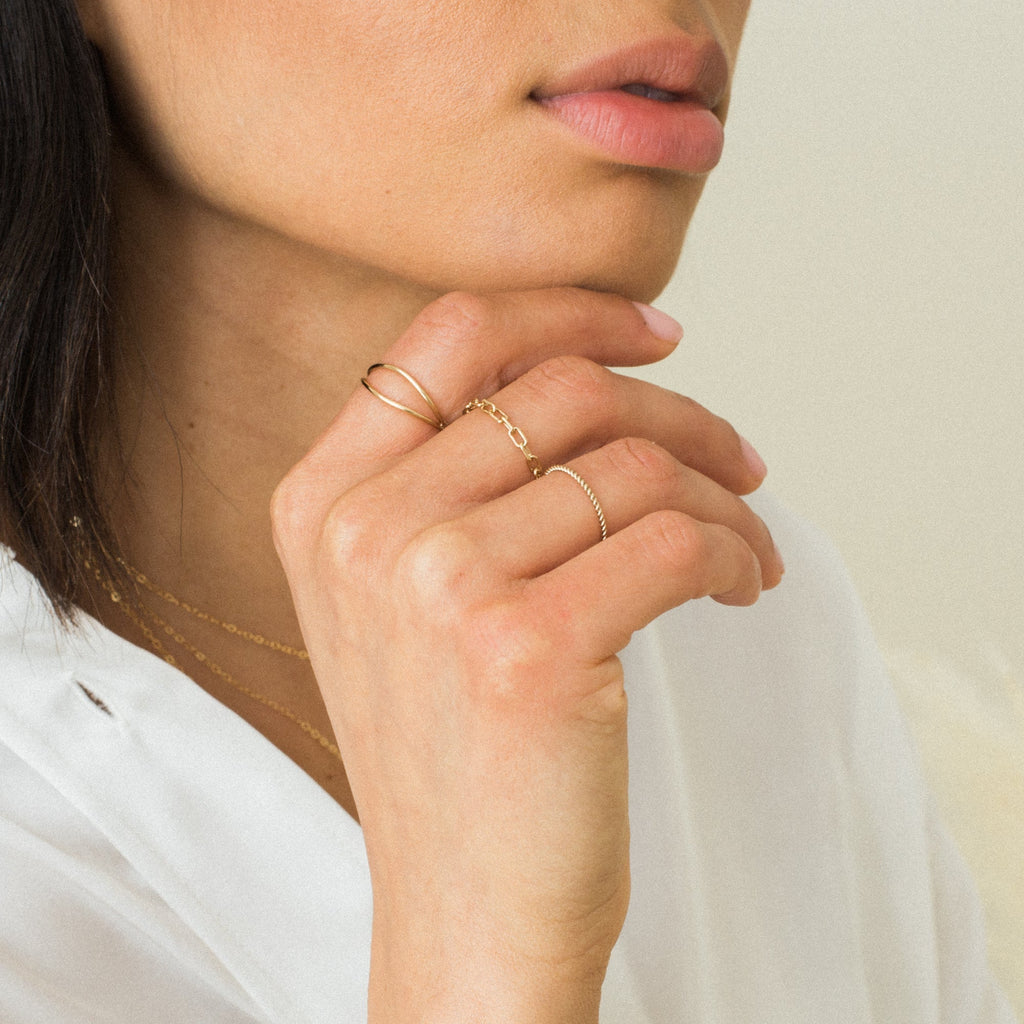 Curved Ring