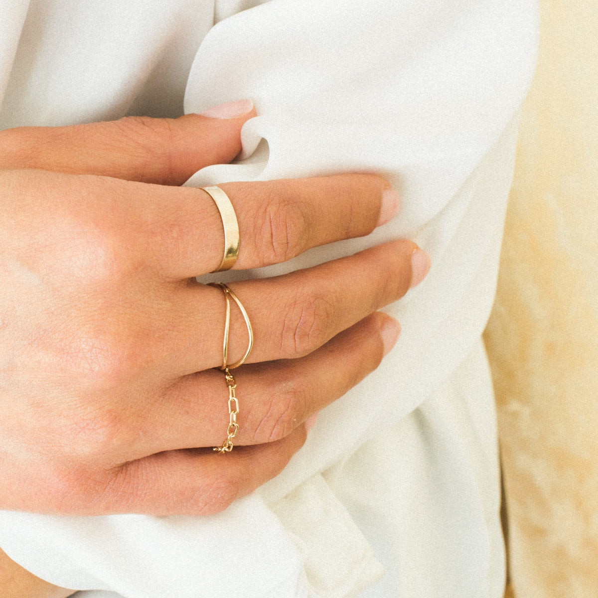 Curved Ring