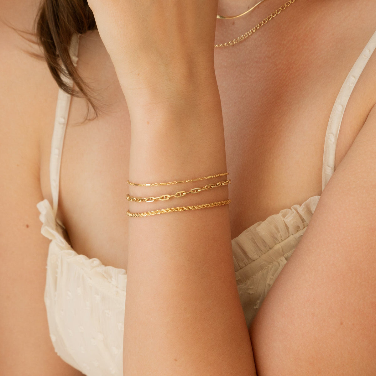 Dainty Shimmer Chain Bracelet