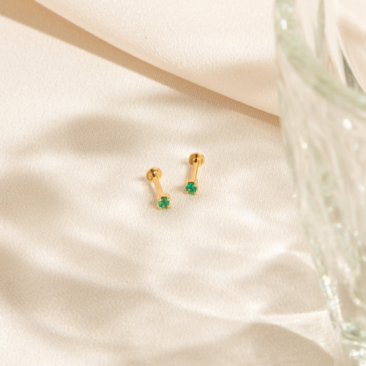 Emerald Flat Back Stud Earring