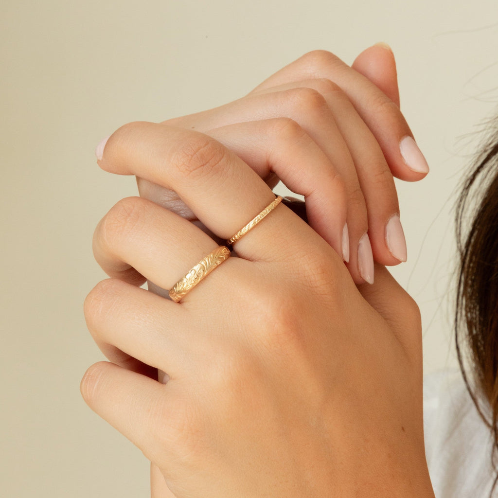 Thick Flower Band Ring