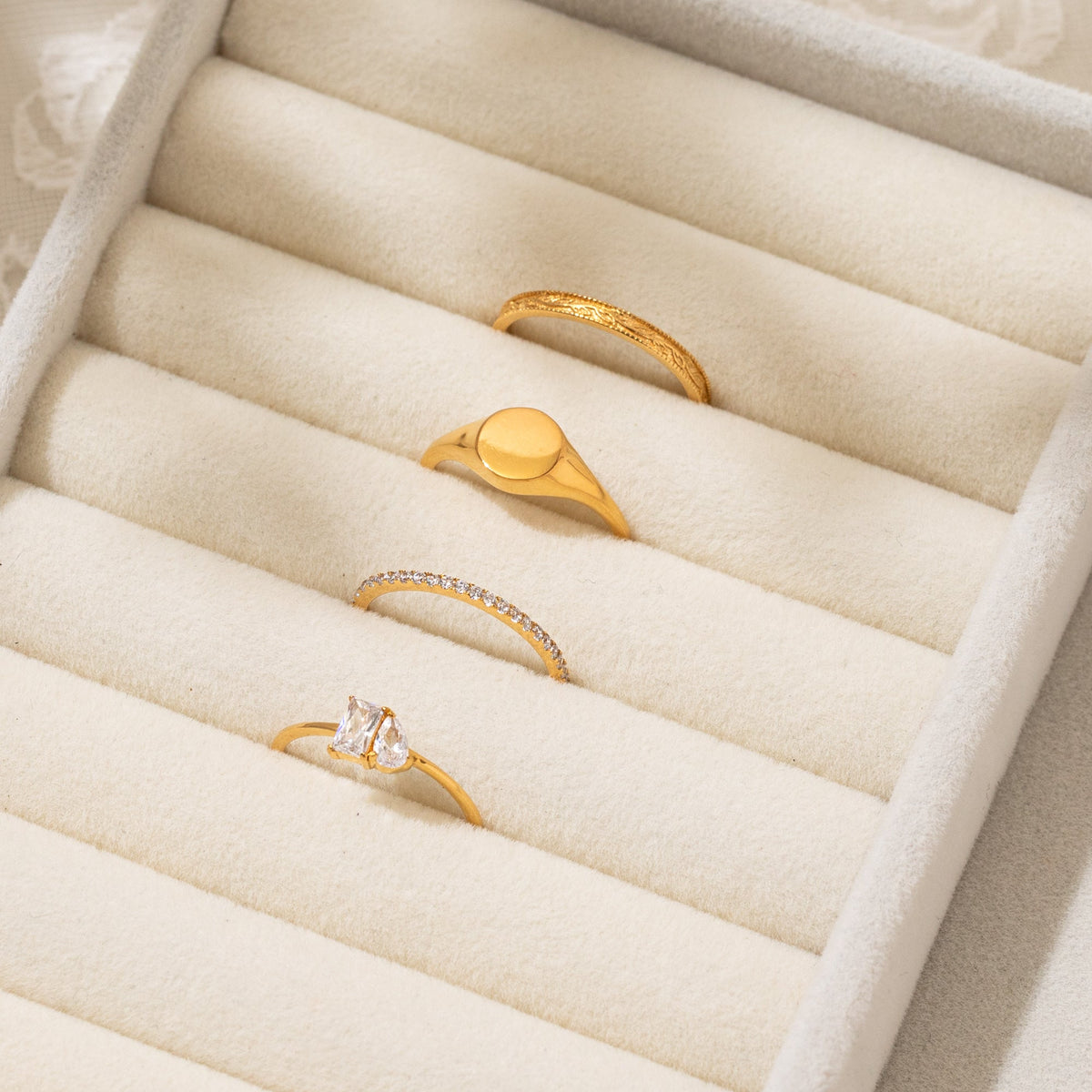 Filigree Band Ring