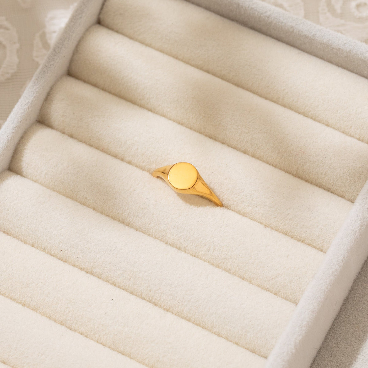 Round Signet Ring