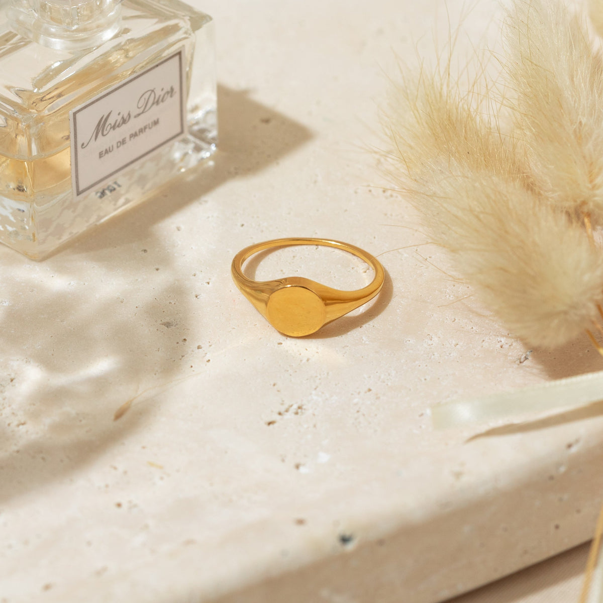 Round Signet Ring