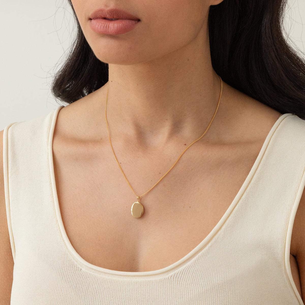 Oval Locket Necklace (Matte Back)