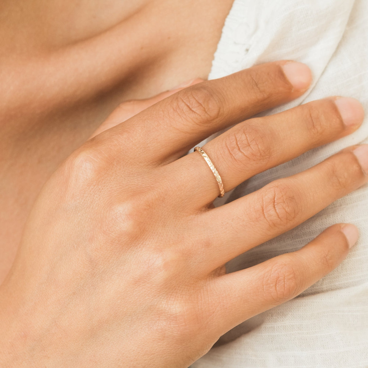 Thin Flower Band Ring