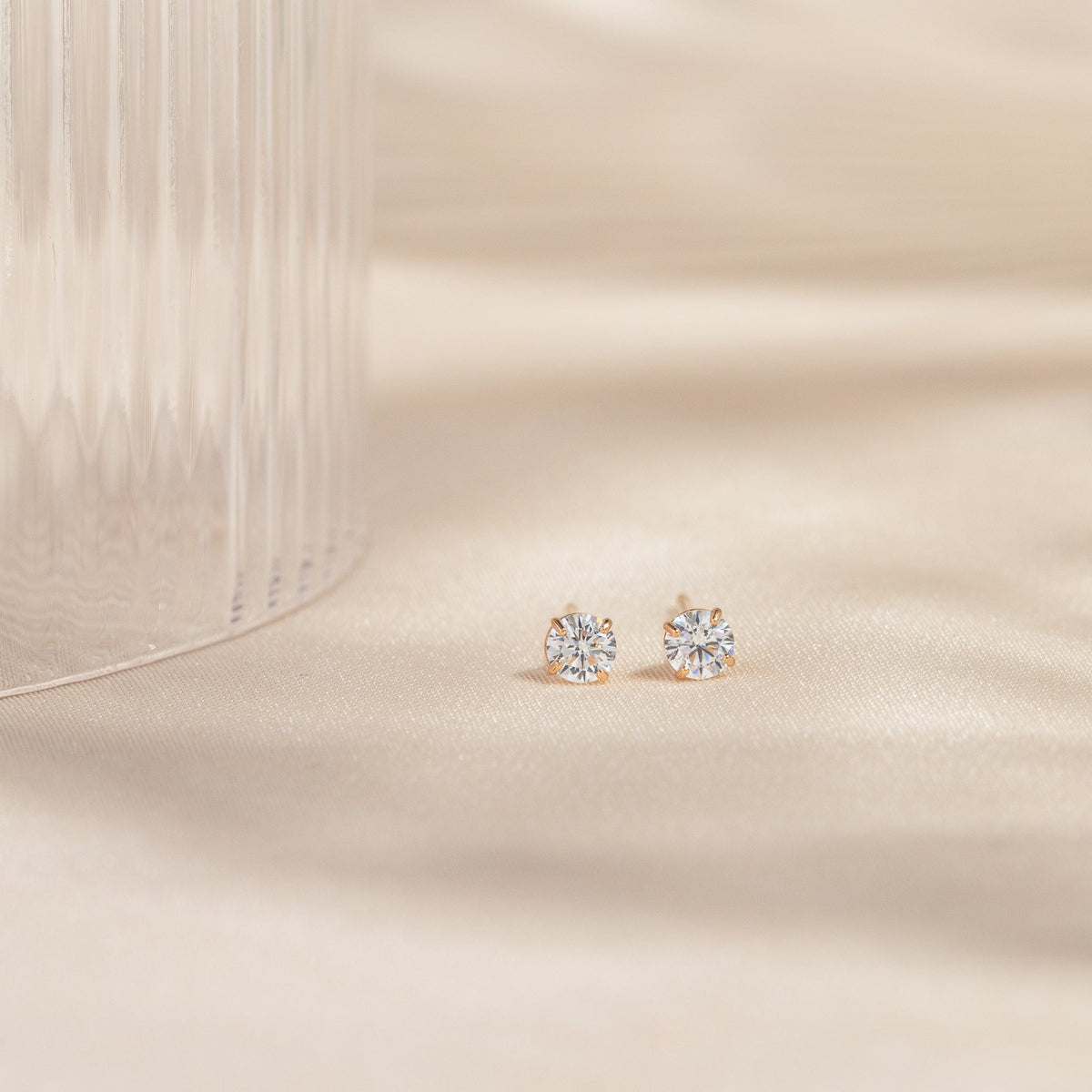 Tiny CZ Basket Stud Earrings