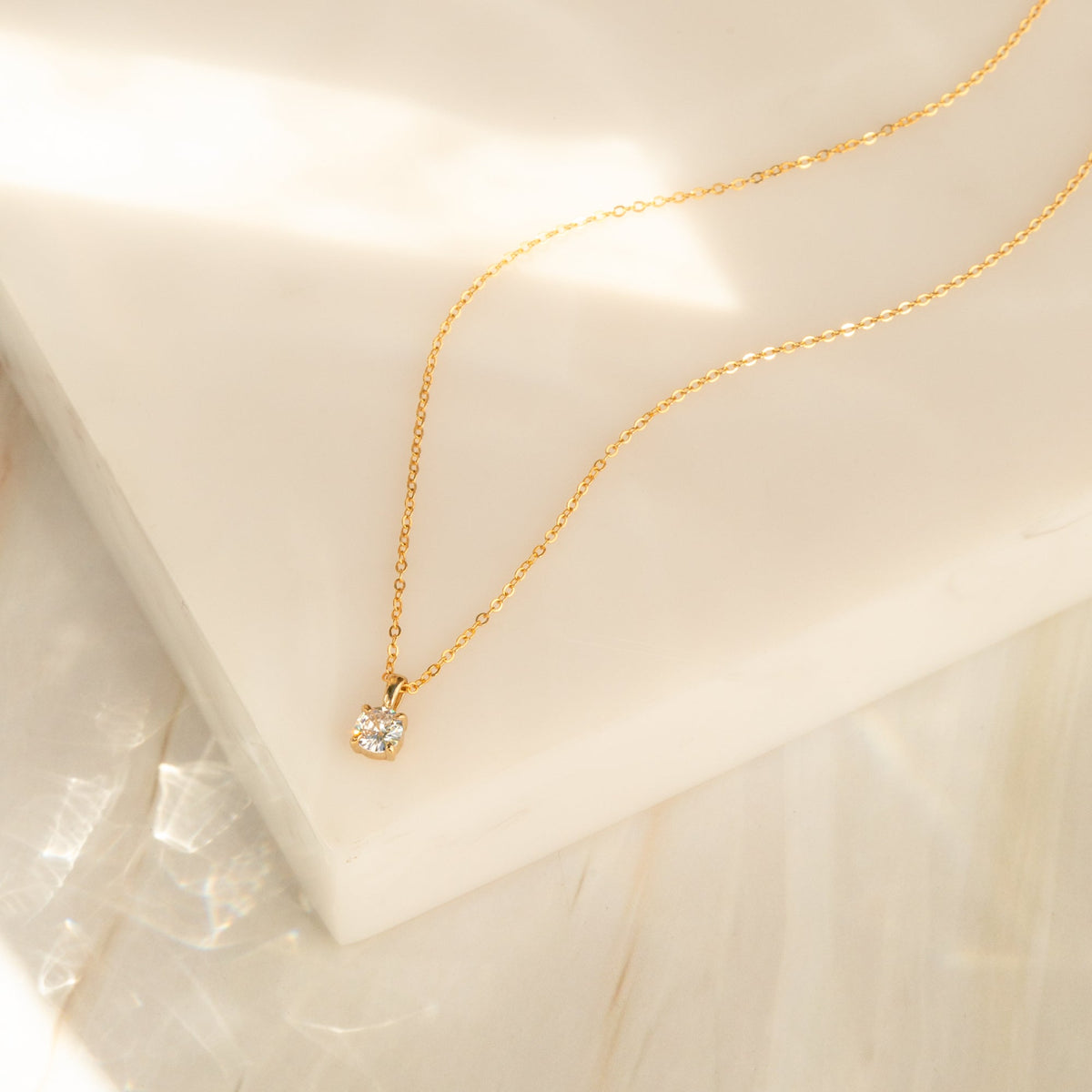 Hanging Solitaire Necklace