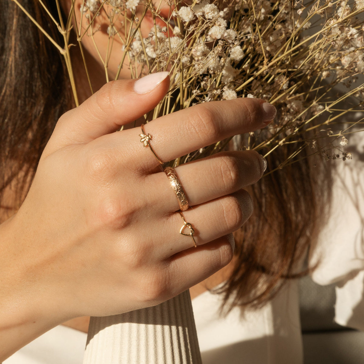 Thick Flower Band Ring